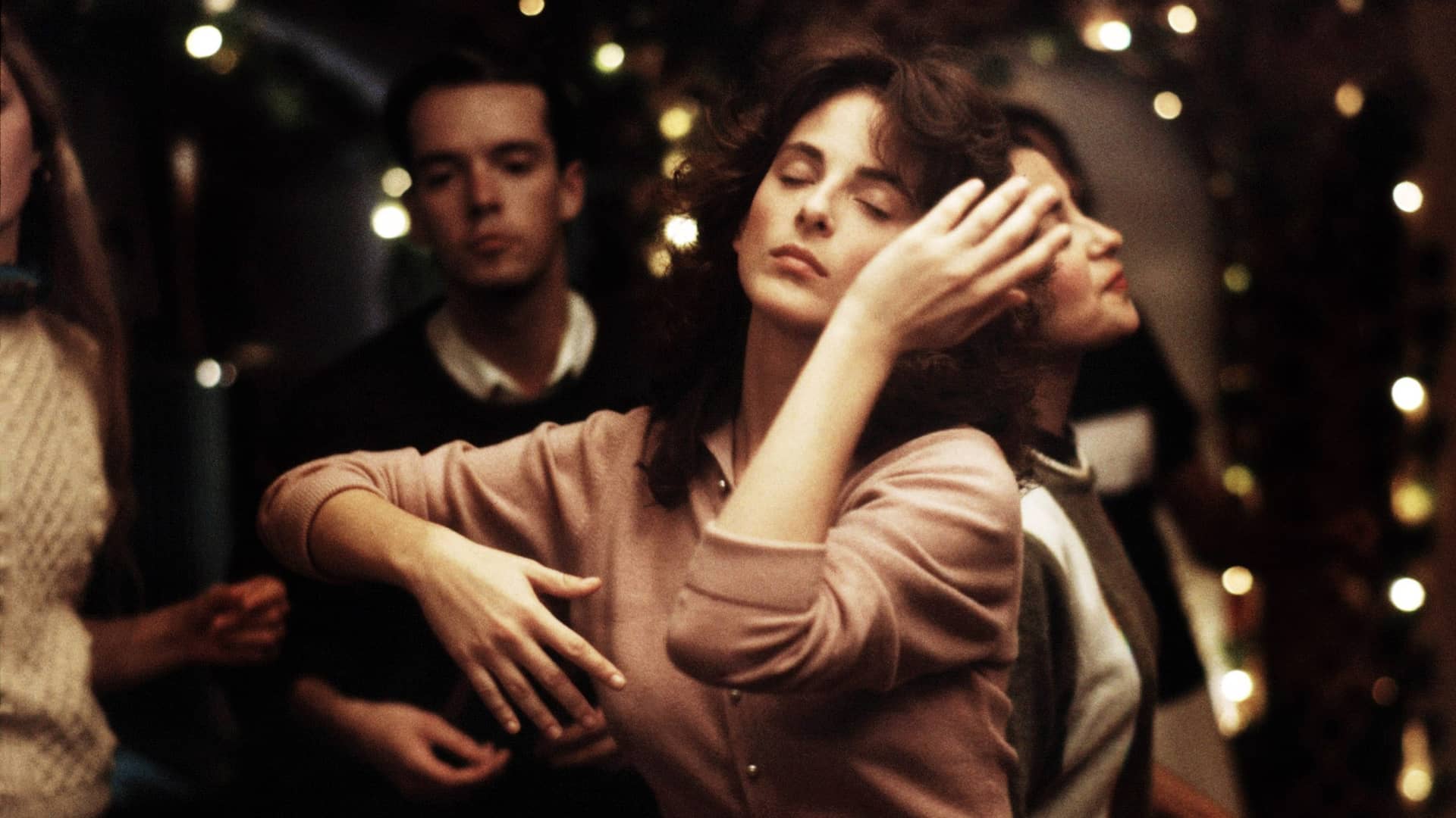 An emotional adaptation of Mark Medoff’s Tony Award-winning play about a new teacher at a school for the deaf and his relationship with a former student working as a custodian