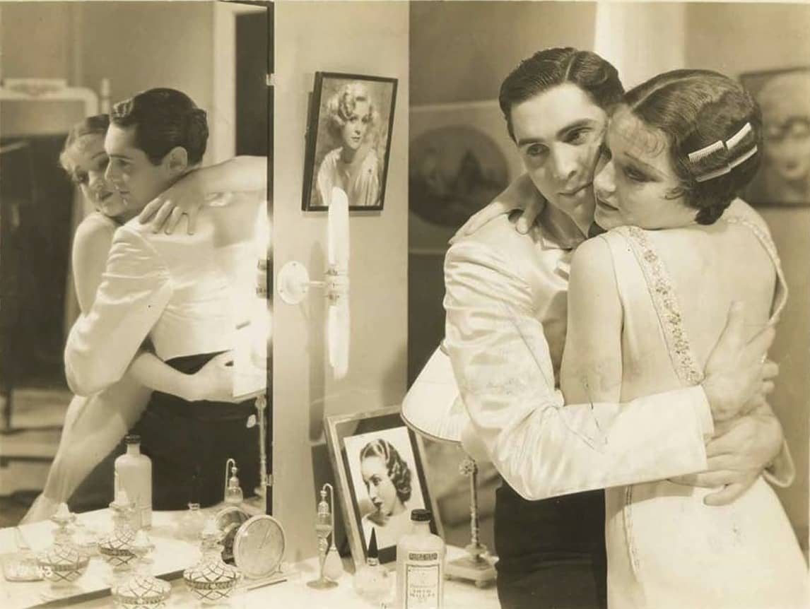 Dec7 GLAMOUR PresentPast1