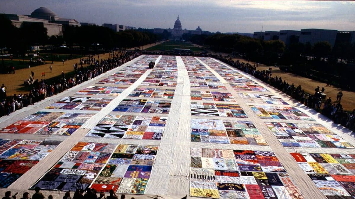 Nov22 COMMON THREADS Spotlight1