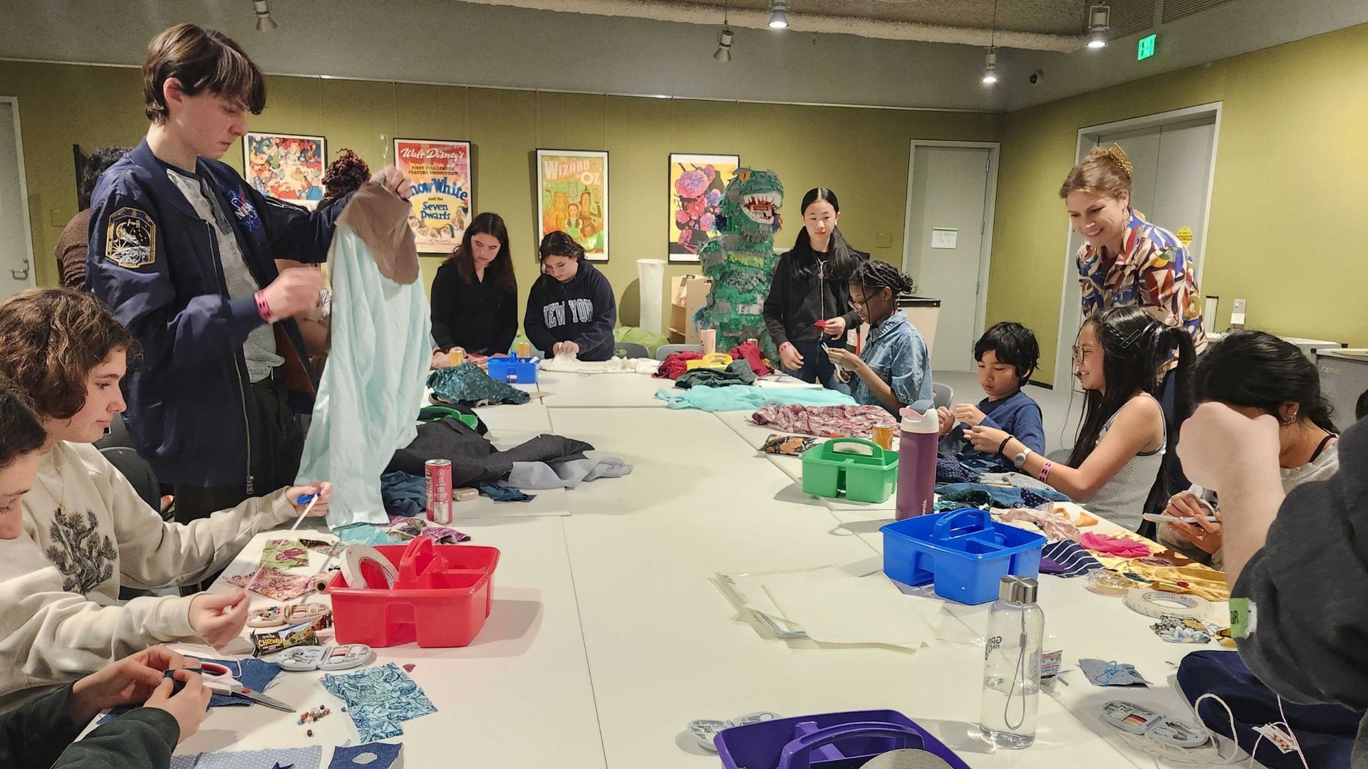 Drop-in Workshop for Teens: Sustainability in Costume Design