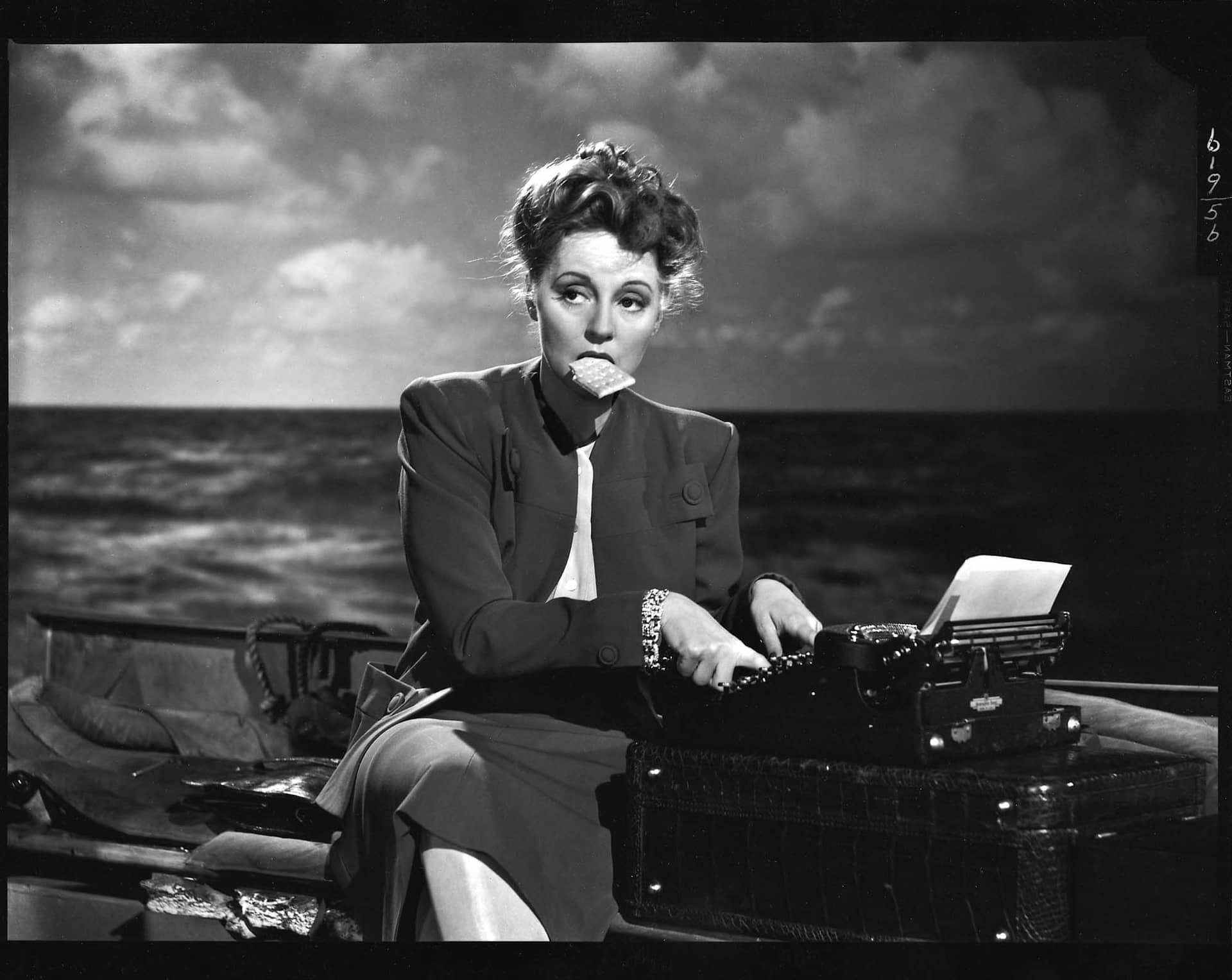 Dec1 LIFEBOAT FuturePast2MHL