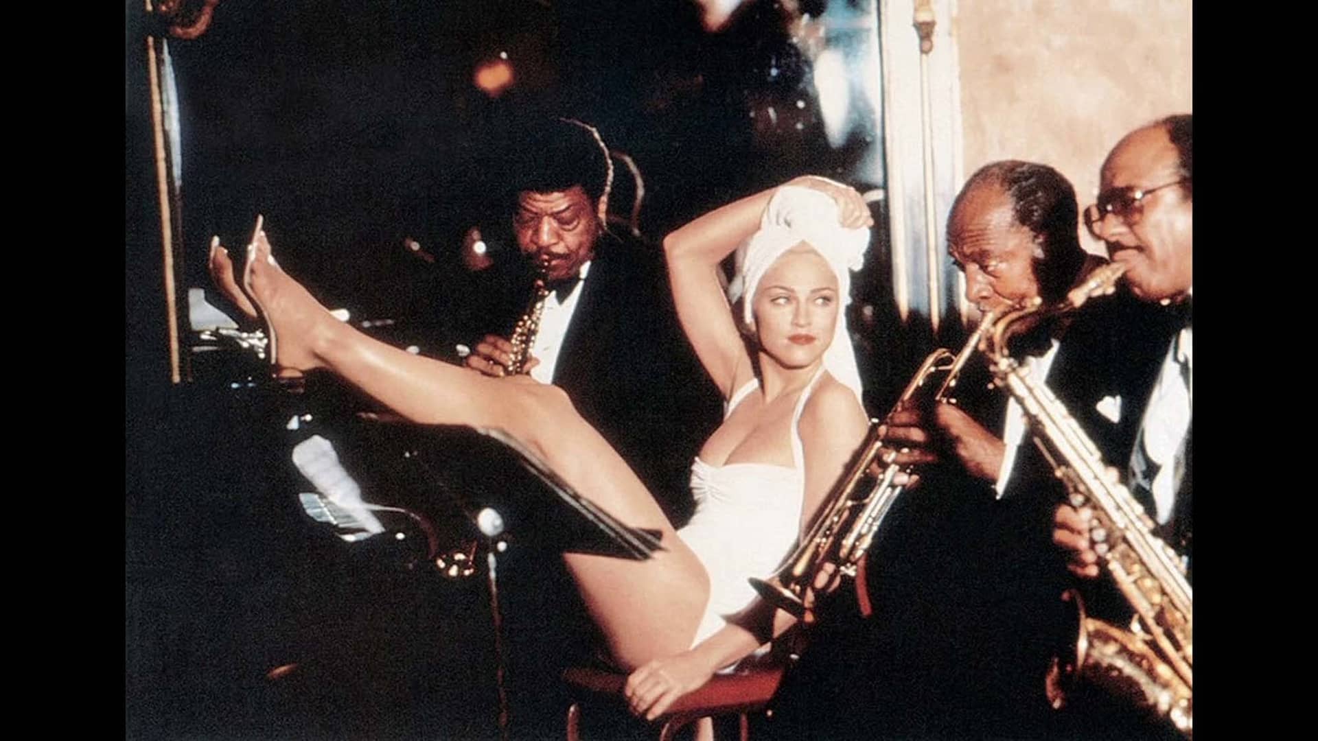 May21 MADONNA TRUTH OR DARE BranchSelects1