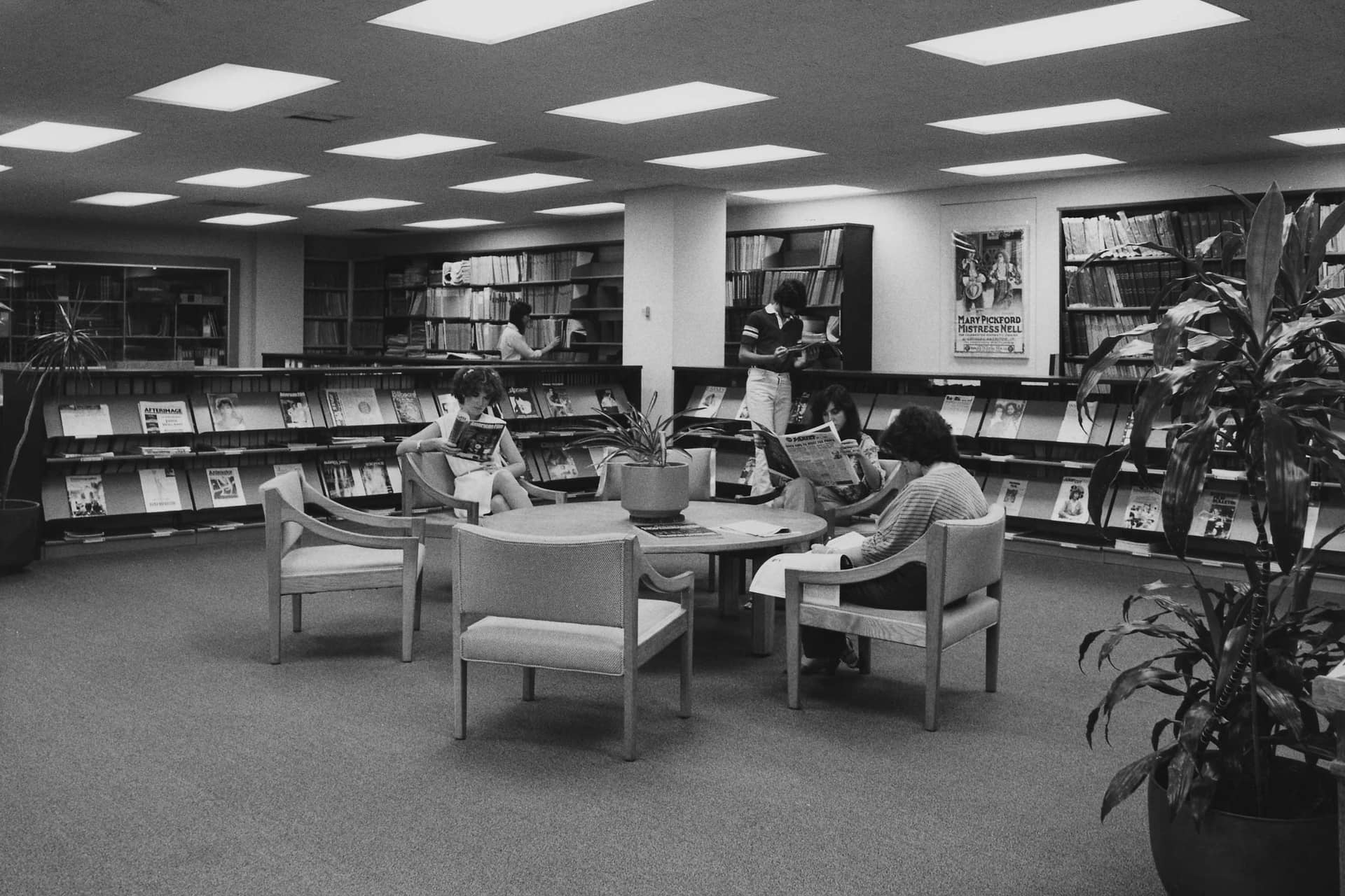 Academy Motion Pictures Arts and Sciences Margaret Herrick Library in the headquarters building, 1981
Courtesy of AMPAS reference collection, Margaret Herrick Library, Academy of Motion Picture Arts and Sciences, photo: Long Photography