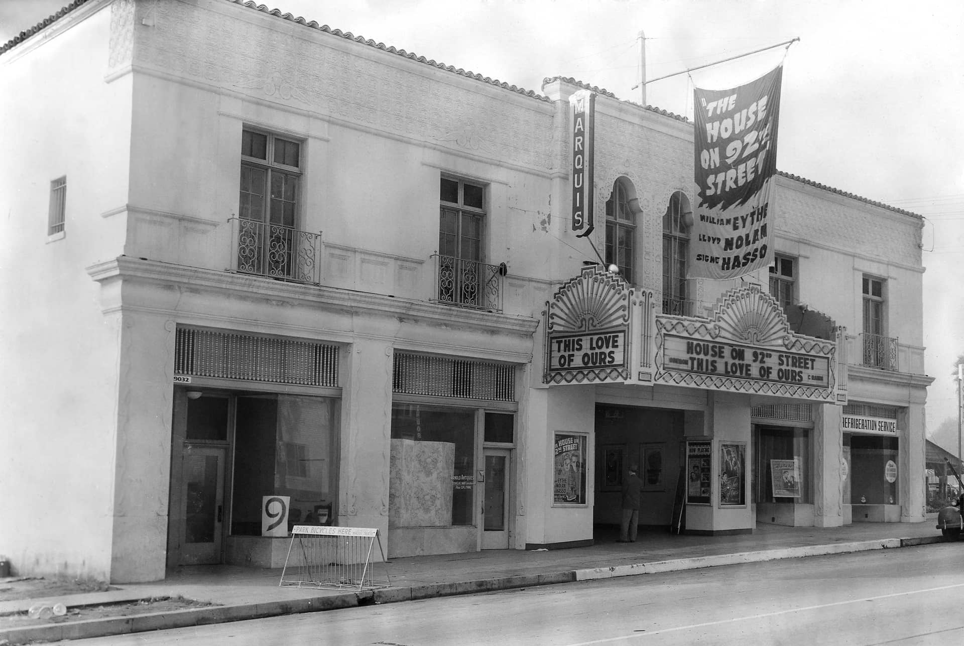 The Marquis Theatre in 1945, before becoming the Academy Awards Theatre
Courtesy of AMPAS reference collection, Margaret Herrick Library, Academy of Motion Picture Arts and Sciences