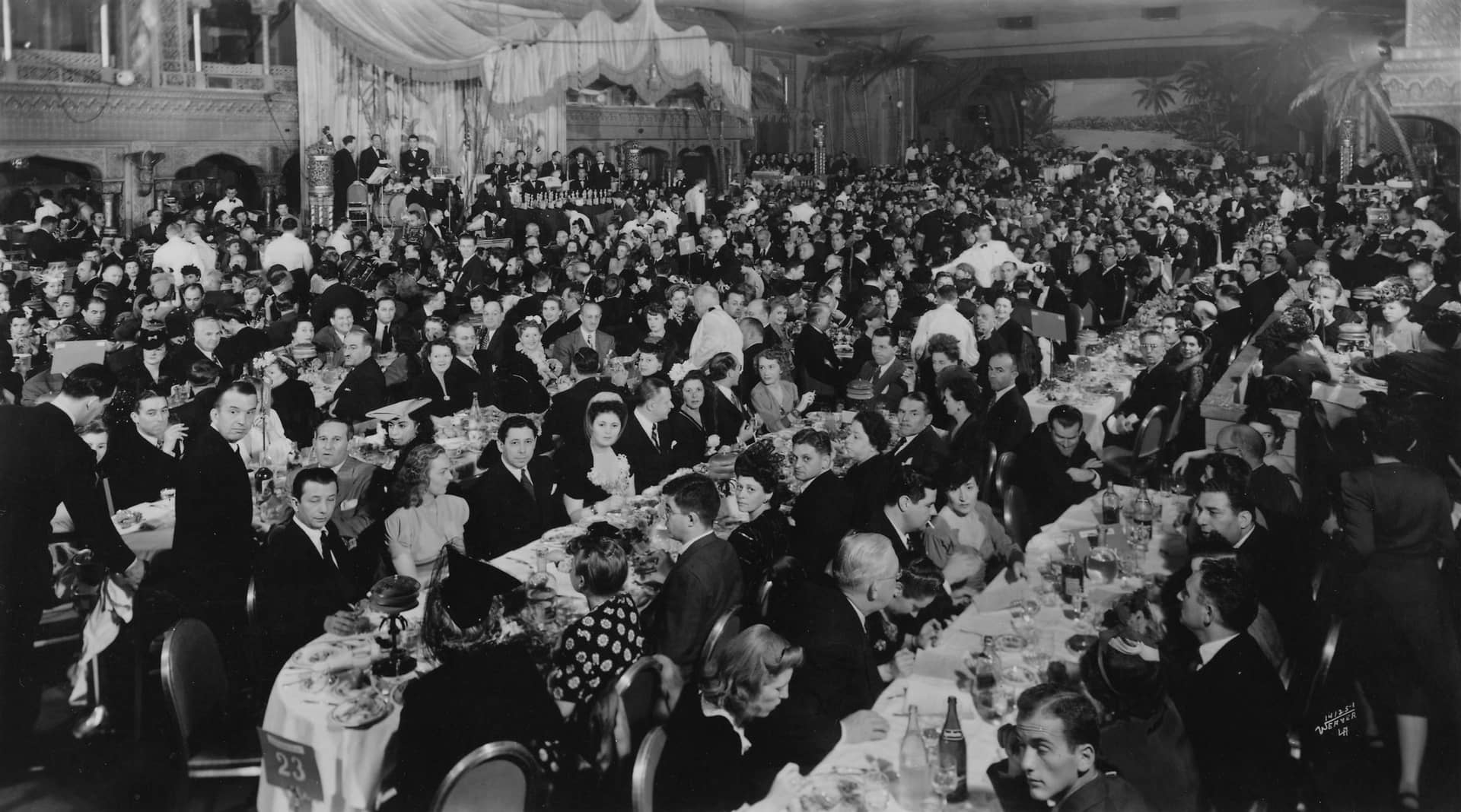 The 1942 Academy Awards banquet
Courtesy of Academy Awards show photographs, Margaret Herrick Library, Academy of Motion Picture Arts and Sciences, photo: Weaver L.A.